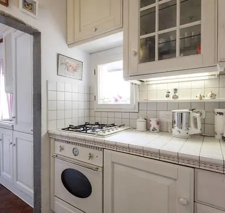 Ta - One Bedroom Luxury In The Fashion District * פירנצה